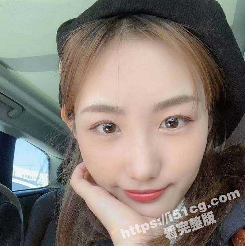 相亲遇到前女友的同事 没想到也是个骚货 趁机安慰她把她拿下 还挺享受这种刺激的感觉呢！-51吃瓜网