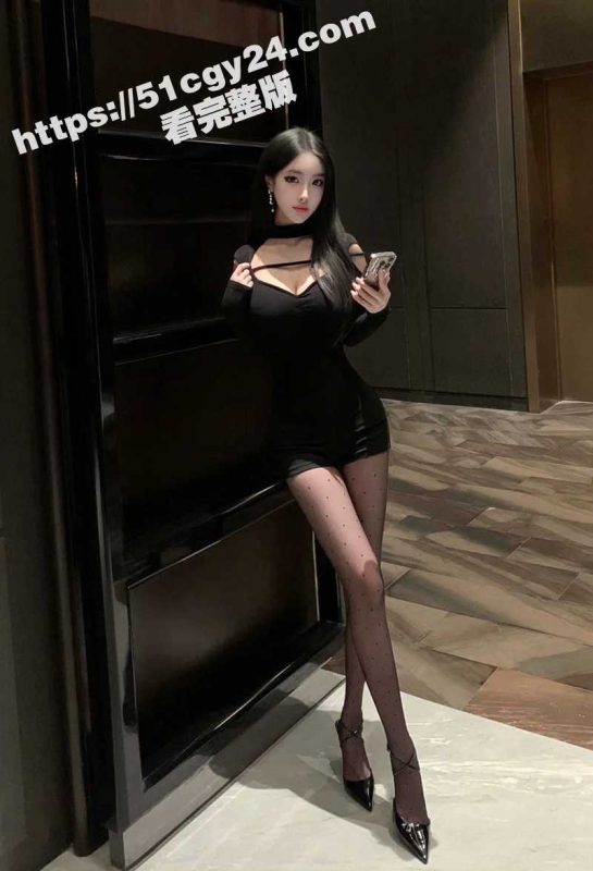 绝美气质女神约炮视频被疯传 酒店3P群交淫叫销魂 穿开档情趣内衣被后入狂操 尺度炸裂！-51吃瓜网