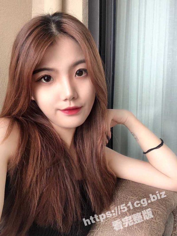 贵阳市交通技工学校 赖优乐 堕落成为金主的淫荡母狗 深情跪舔男主人的鸡吧 自拍视频被曝光！-51吃瓜网