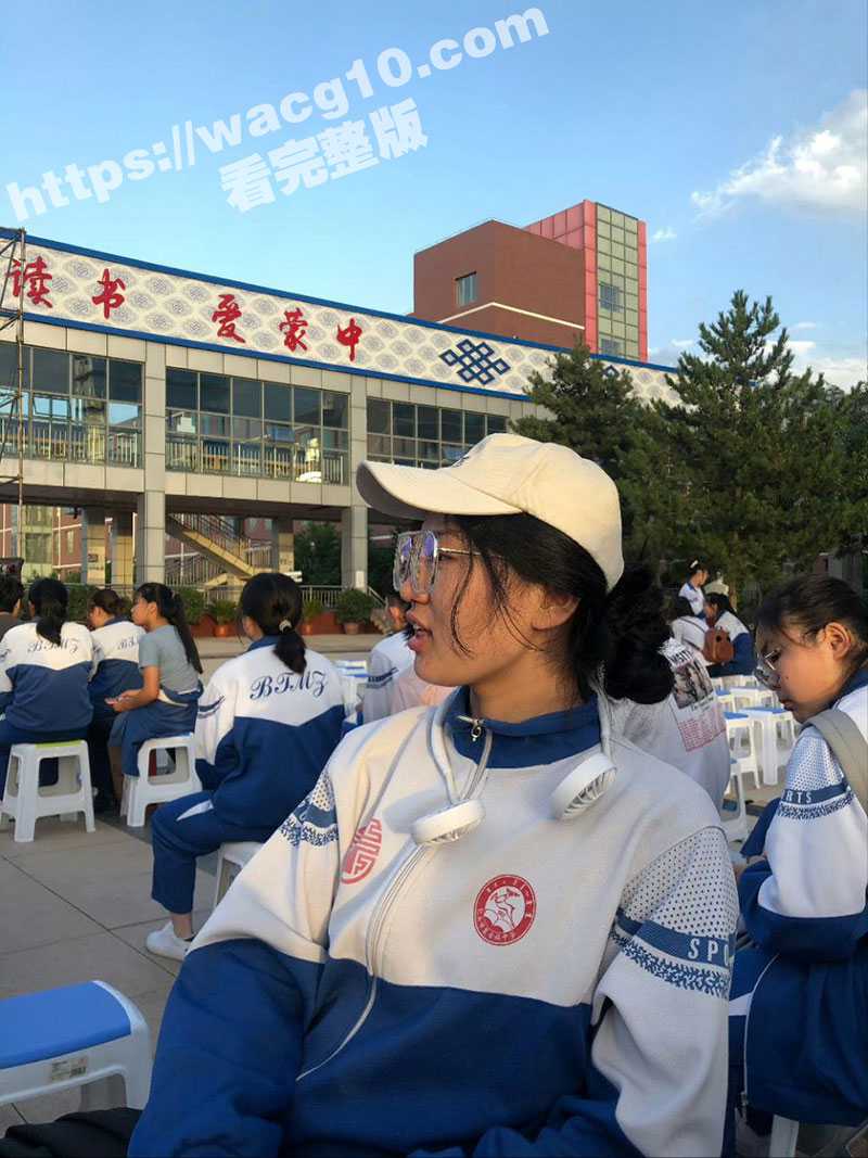 独家曝光内蒙古大学蒙古学学院阿荣当小三 骚货插足别人家庭还到处约炮 是个女海王无疑了 - 51吃瓜网-51吃瓜网