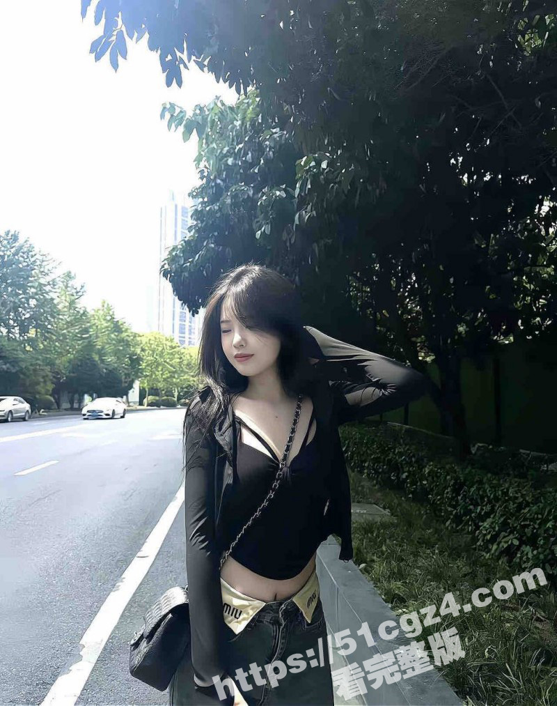 武汉中南民族大学 赵雨桐 性爱视频曝光 曲线身材纤细腰肢 挺翘肉臀被后入暴操 - 51吃瓜网-51吃瓜网